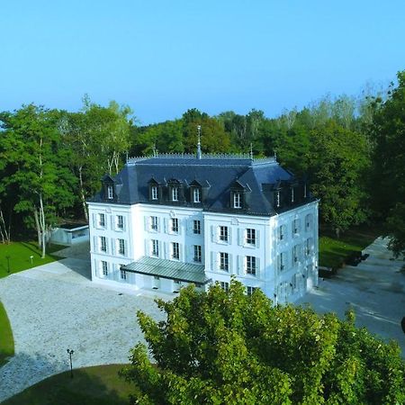 Chateau Des Hauts De Provins Hotel Champcenest Exterior foto