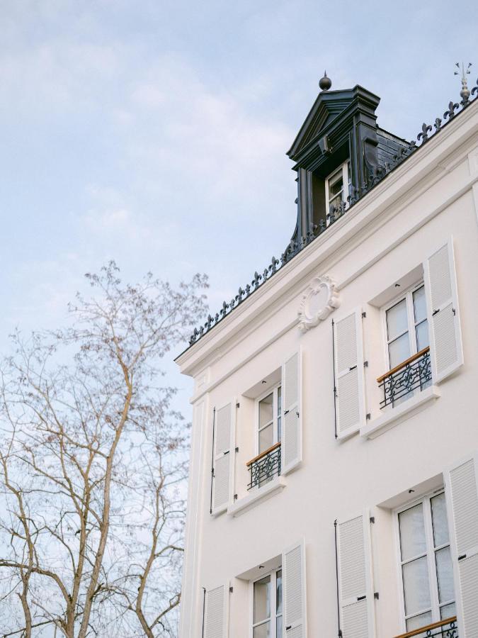Chateau Des Hauts De Provins Hotel Champcenest Exterior foto